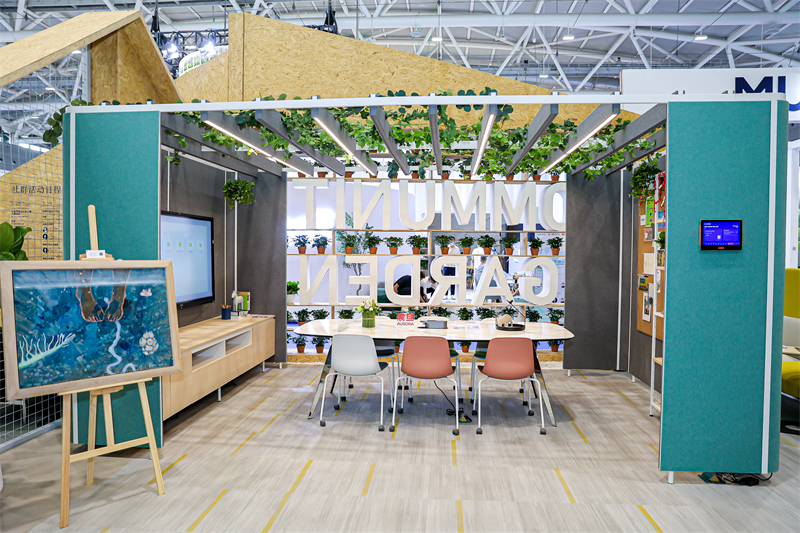2022年7月深圳家具展，震旦家具展出「社群花園」